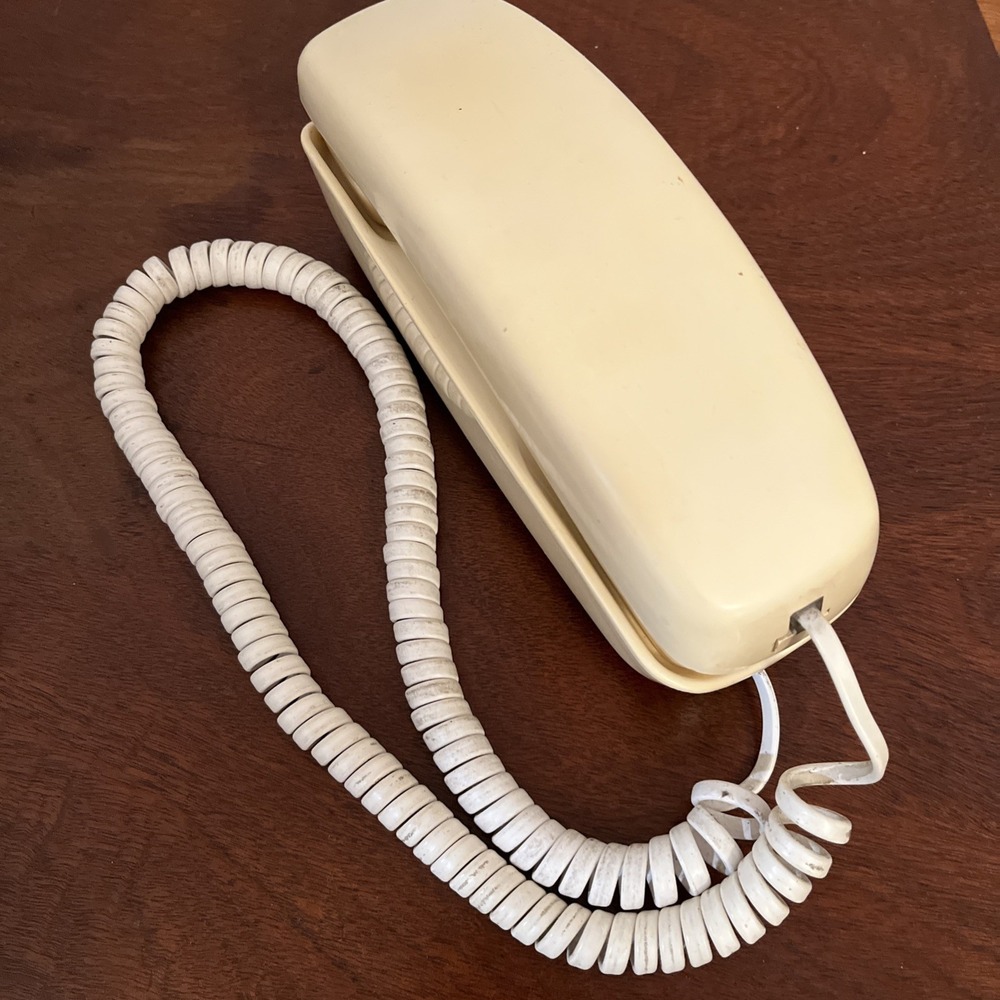 Vintage Bell System Trimline Sq Button Phone Beige/Yellow Western Electric Work